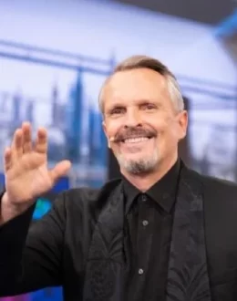 Social Media Campaign Urges Miguel Bosé to Not Appear at Culiacán National Celebration