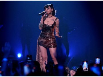 “You thought you were the devil, dude,” Cazzu sparks a stir with a brutal remark during her concert.