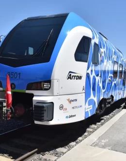Metrolink Unveils First-Ever Zero-Emission Train on Arrow Line in San Bernardino