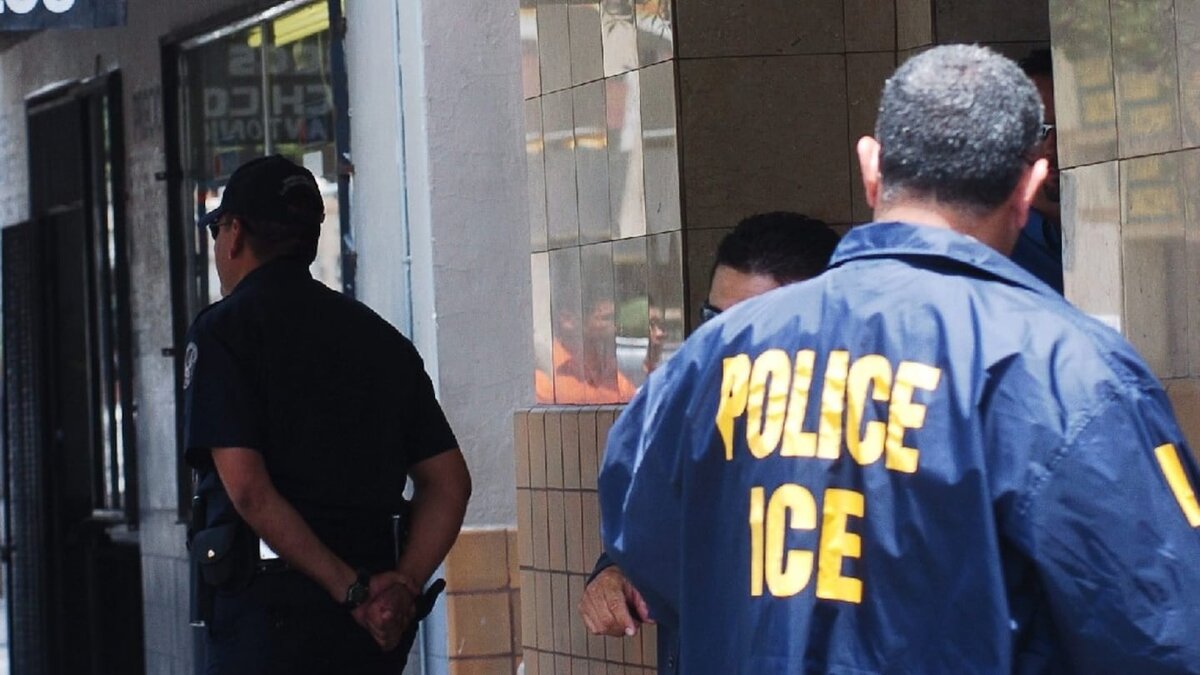 Mexican National, Former DACA Recipient Dies In ICE Custody After ...