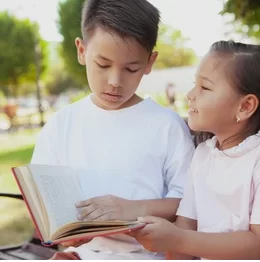 LéaLA: Where Books Become Gateways to Other Realities