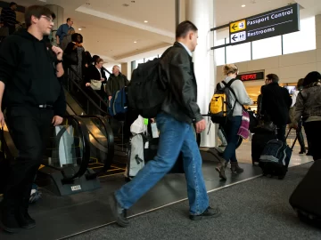 U.S. Hikes Visitor Fees by $250—Even as Tourists Stay Away!