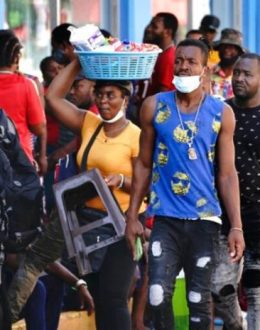 Lost in Translation: Immigrants Face Job Hurdles in Mexico Over Language Gaps