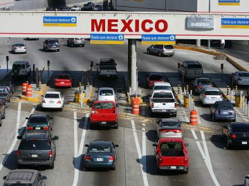 Cross-Border Crisis: 600 Tijuana Businesses Barred from Medical Lane Access