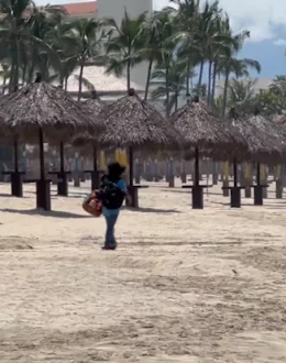 Trump Policies Drove Tourists Away, Say Struggling Mexican Vendors