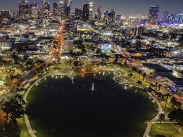 $2.3M Fence Process Starts at MacArthur Park, Draws Criticism