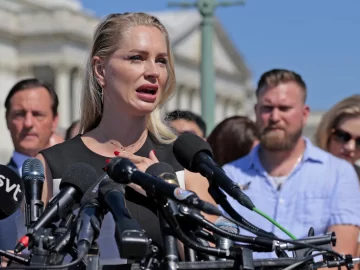 Inside the Epstein Dossier: Victims’ Testimonies That Are Shaking Trump’s Inner Circle