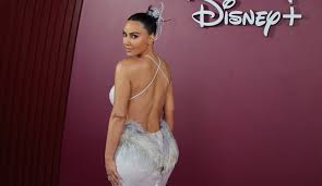 Kim Kardashian Wants to Know More About 3I/ATLAS: “There Are No Aliens,” She Gets the Response