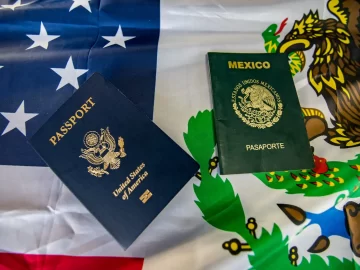 Bill Introduced to End Dual Citizenship. How Many Mexicans Would be Affected?
