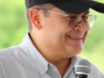 Former Honduran President Pardoned in the US Now Faces International Arrest Warrant