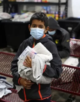 For These Unaccompanied Migrant Children, Christmas Means Deportation at the Texas Border