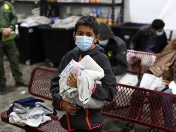 For These Unaccompanied Migrant Children, Christmas Means Deportation at the Texas Border