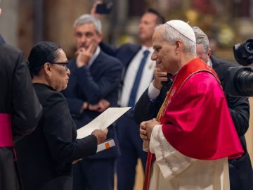 Sheinbaum spoke by phone with Pope Leo XIV, reiterating her invitation to visit Mexico: “He sends blessings”