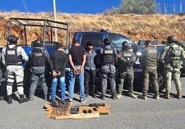 Police in Zacatecas attacked with explosives; attackers accused of retaliation after neutralizing 7 armed civilians