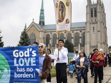 ICE Holiday Raids and Latino Voters: How Immigration Shapes the 2026 Midterms