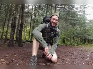 Parents of Alex Pretti Accuse Trump Administration of “Reprehensible Lies”