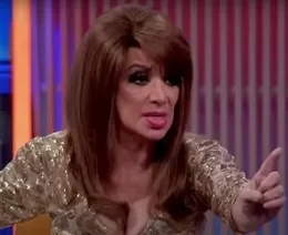 “He slapped my butt and kicked me out”: Olga Breeskin recounts her encounter with Julio Iglesias when she was 14