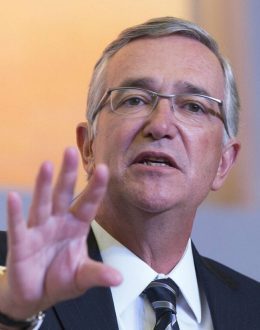 Salinas Pliego still owes more than 44 billion pesos to the Mexican Tax Administration Service (SAT) and 10 billion pesos in the US.