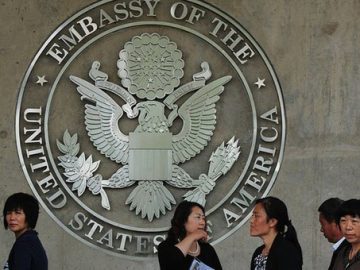 U.S. Sets Record by Revoking 100,000 Visas in 2025