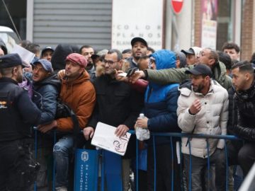 Colombians, Venezuelans, and Moroccans lead the number of migrants arriving in Spain