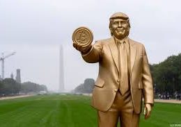 The last straw: ‘Don Colossus,’ a Golden Statue of President Trump, Waits for Its Home