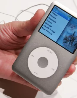 Tired of Smartphones? Apple’s Classic iPods Offer a Simpler Escape