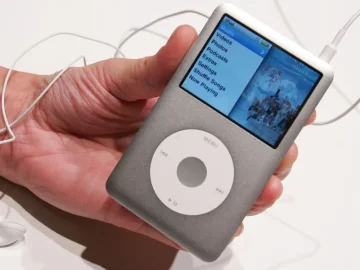 Tired of Smartphones? Apple’s Classic iPods Offer a Simpler Escape