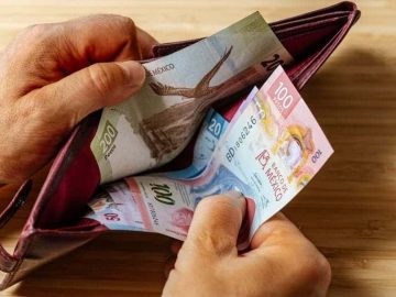 A Strong Peso, a Weak Dollar—and a Border Turned Upside Down