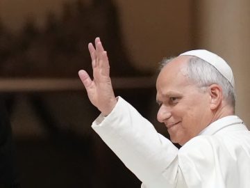 Pope says no to Trump, scraps visit to US