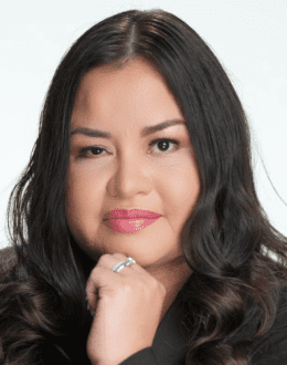 Latina Healthcare Leader: From Doctor to COO