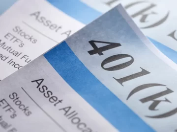 401(k) Withdrawals Hit Record High Amid Trump Economy Pressures