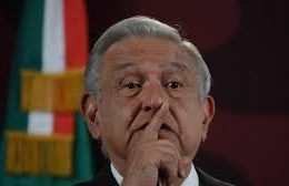 Reports of AMLO hospitalized for heart condition are denied.