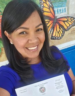 It’s official. Raquel Zamora leads a grassroots charge to shake up LAUSD