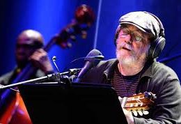 Silvio Rodríguez Would Want His AKM Rifle If the US Attacks Cuba