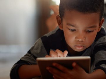 Too Much Tech, Not Enough Learning: Schools Rethink the Digital Classroom