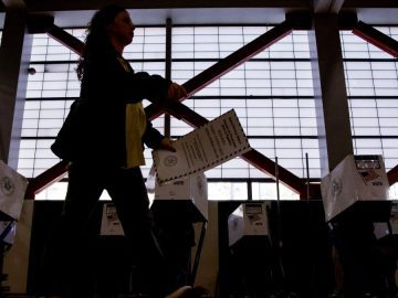 Worry About Voting Is Increasing Across the U.S., Poll Finds