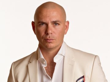 Hair Loss Is Hitting Latinos Earlier and Harder. New Science Is Changing What Doctors Know