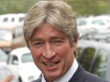 Alejandro Burillo Azcárraga, Legendary Mexican Football Executive and Businessman, Dies