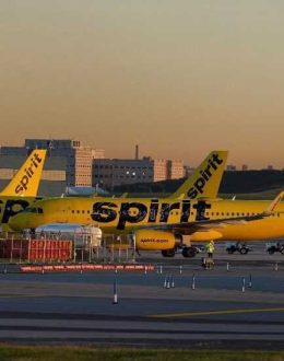 Spirit Airlines Collapse Threatens Affordable Travel Routes Used by Latino Families Across California and Los Angeles