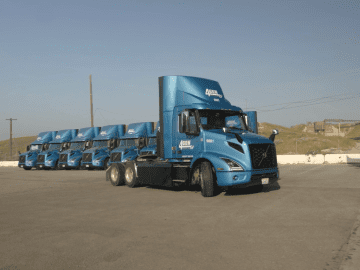 California Launches $1 Billion Electric Truck Rebate Program. Here’s Who Qualifies and What It Means for Businesses
