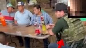 The Attorney General’s Office (FGR) is investigating a video of a meeting between Morelos mayors and “El Barbas,” a leader of the Sinaloa Cartel.