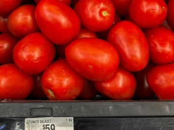 The Tomato: The Newest Symbol of the Rising Cost of Living in the U.S.