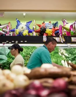 Los Angeles crushed by cost crisis—residents now spend 38.1% of income just on food and housing