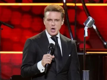 What happened to Luis Miguel? Reports of hospitalization in New York raise concerns about his health.