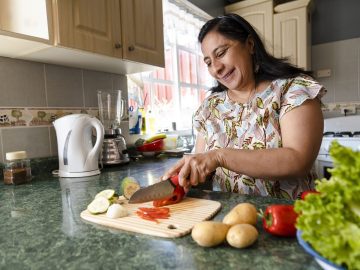 California’s New CalFresh Work Rules Start June 1. Thousands of Los Angeles Families May Need to Act Now