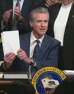 Newsom Executive Order Is Preparing California for AI Job Losses. Experts Say Latino Small Businesses May Be the Real Job Engine