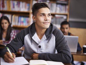 Mexican and Latino Students in California May Qualify for Up to $1,500 in Financial Aid: Eligibility Requirements