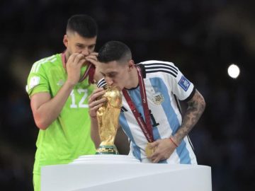 Argentina defies the World Cup champion’s curse: no country has repeated as champion since Brazil 1962.