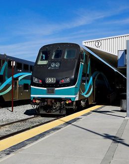Metrolink Launches Contactless Payment Pilot Ahead of FIFA World Cup