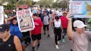 In Punta de Mita, those who defend Nayarit’s last free beach are being criminalized: “We don’t deserve this treatment.”